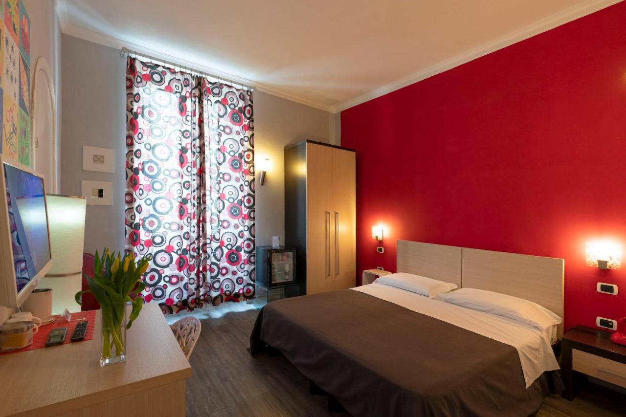 H Rooms Boutique Hotel نابولي المظهر الخارجي الصورة