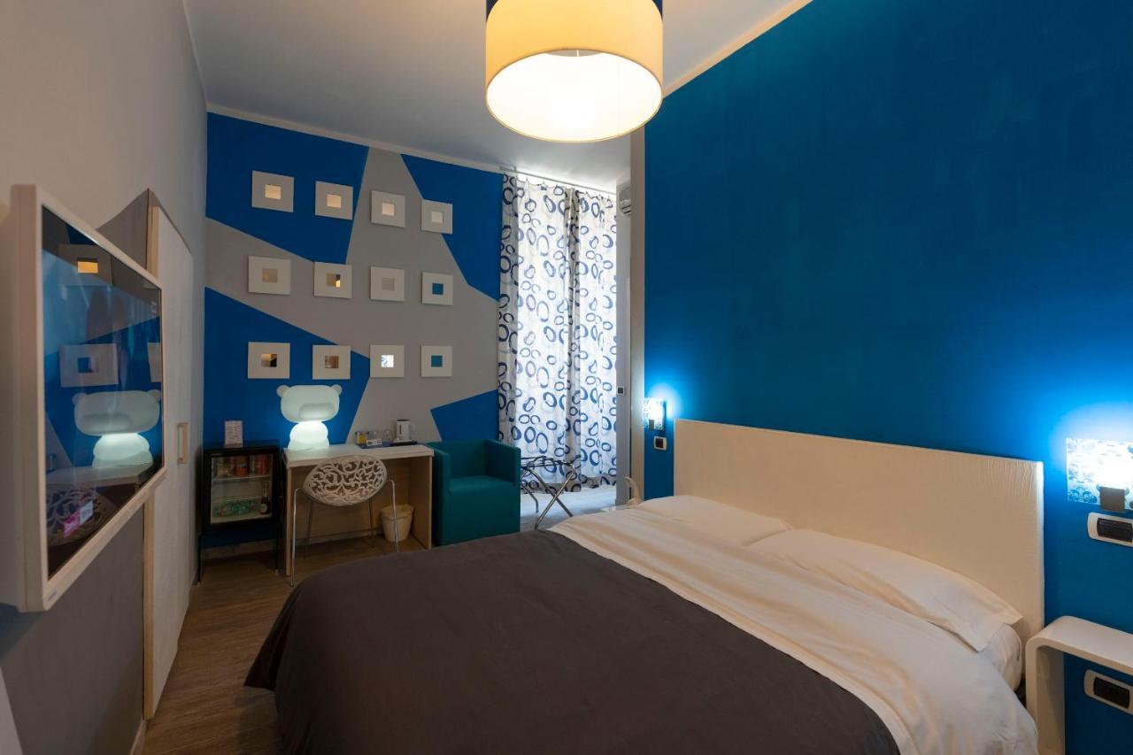 H Rooms Boutique Hotel نابولي المظهر الخارجي الصورة